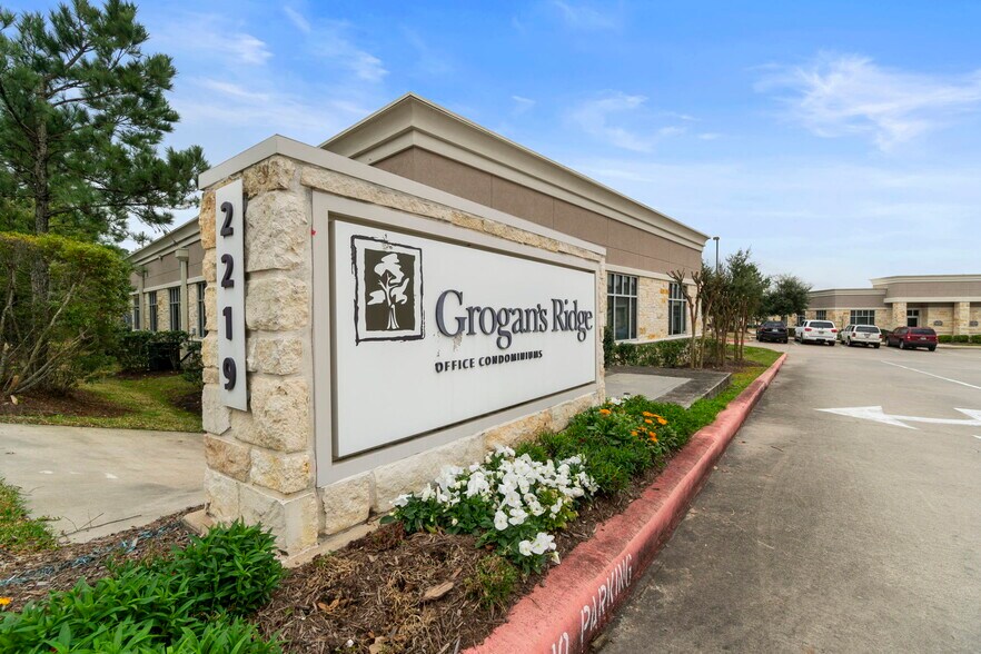 More Photos Of 2219 Sawdust Rd, The Woodlands Medical For Sale