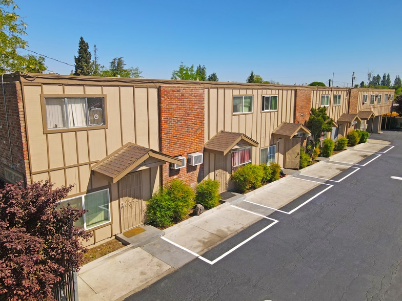 Primary Photo Of 1002 Geer Rd, Turlock Apartments For Sale