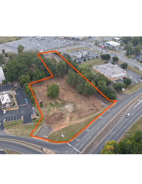 More Photos Of 2898 S Main St, Anderson Land For Sale