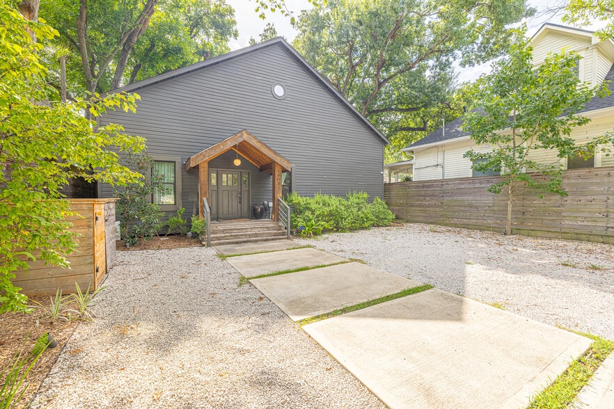 Primary Photo Of 1404 Allston St, Houston Office For Lease