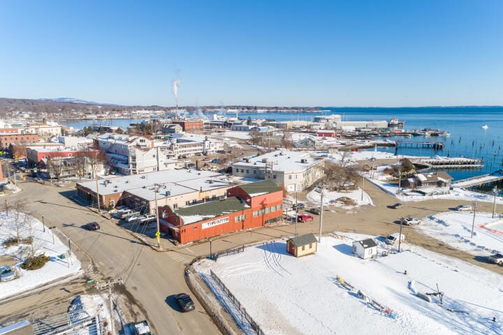 More Photos Of 275 Main St, Rockland Bar For Sale