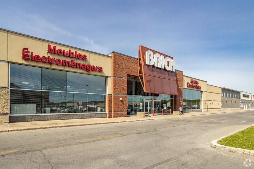 More Photos Of 6801-6821 Boul Newman, Montréal Unknown For Lease