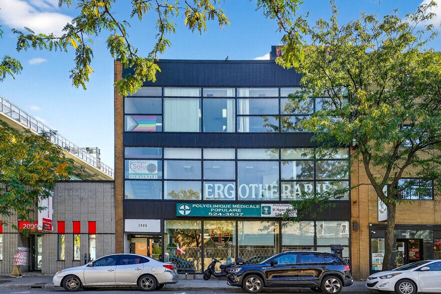 Primary Photo Of 1988 Rue Sainte-Catherine E, Montréal General Retail For Lease