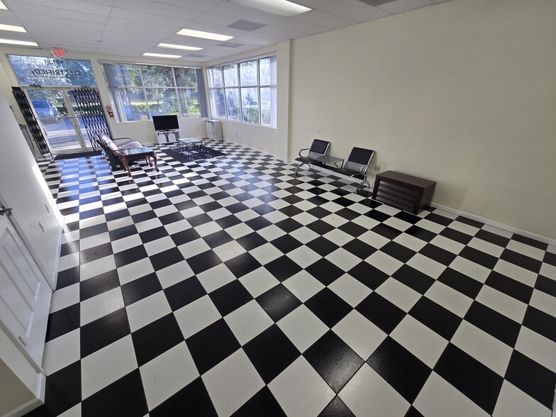 More Photos Of 12140 Wiles Rd, Coral Springs Light Manufacturing For Sale