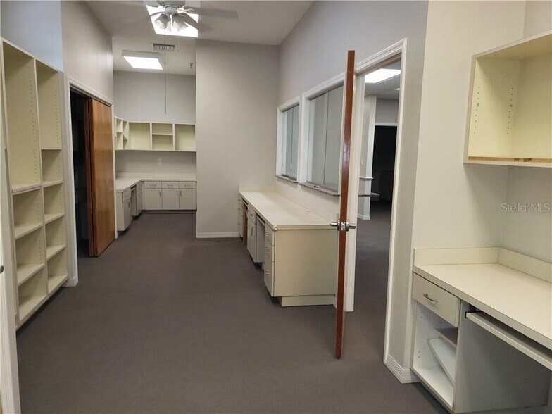 More Photos Of 616 E St, Clearwater Medical For Sale