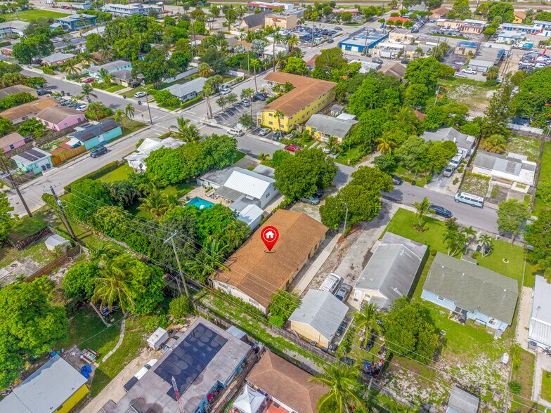 More Photos Of 920 S K St, Lake Worth Apartments For Sale
