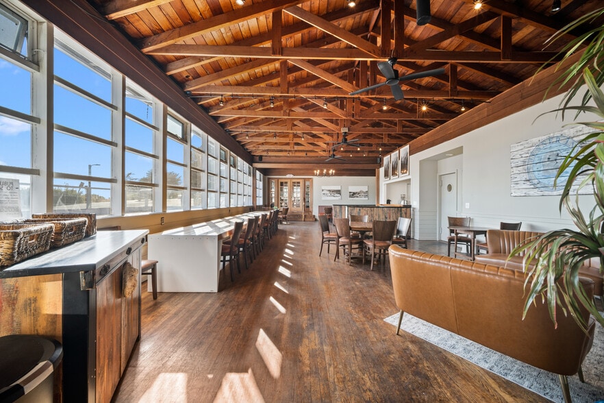 More Photos Of , Jenner Unknown For Sale