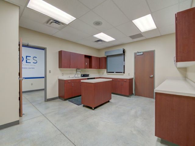 More Photos Of 2201 W South Ave, Ponca City Warehouse For Sale