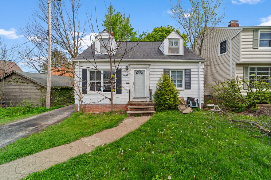 More Photos Of , Cleveland Heights Specialty For Sale