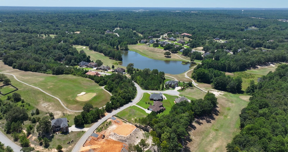 More Photos Of 128 Oakview Club Dr, Macon-Bibb Golf Course Driving Range For Sale