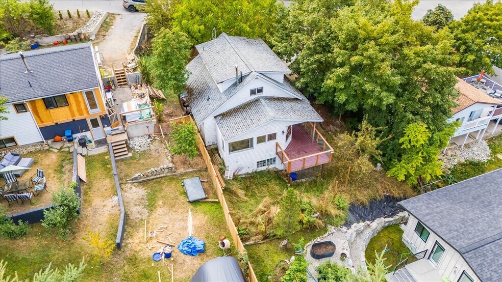 More Photos Of 1007 Gordon St, Nelson Apartments For Sale