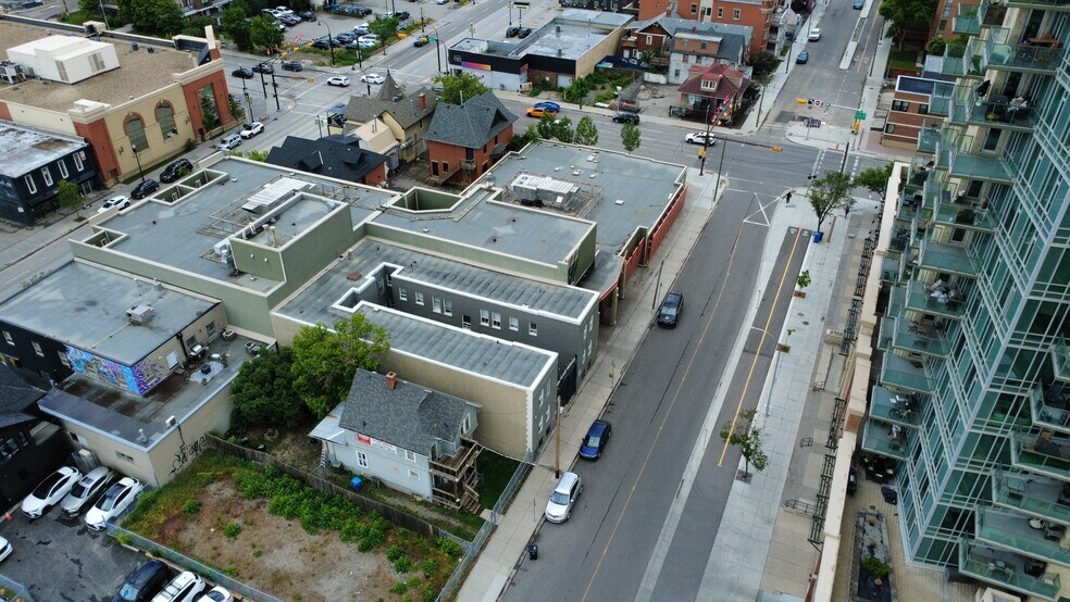 More Photos Of 215 15th Ave SE, Calgary Apartments For Sale
