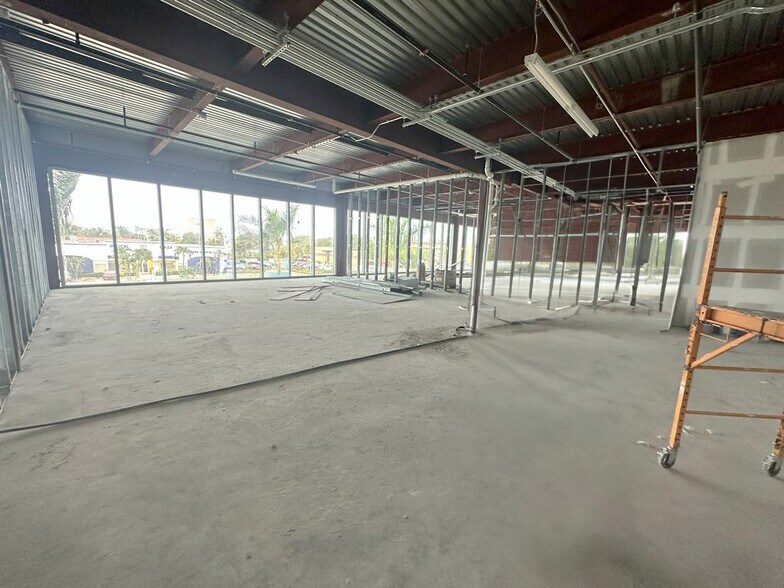 More Photos Of 1000-1100 E Hallandale Beach Blvd, Hallandale Beach Office For Lease