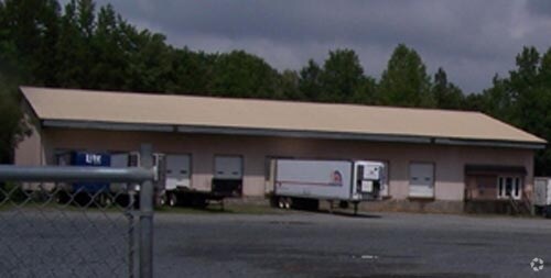 More Photos Of 339 City Lake Rd, Lexington Truck Terminal For Lease