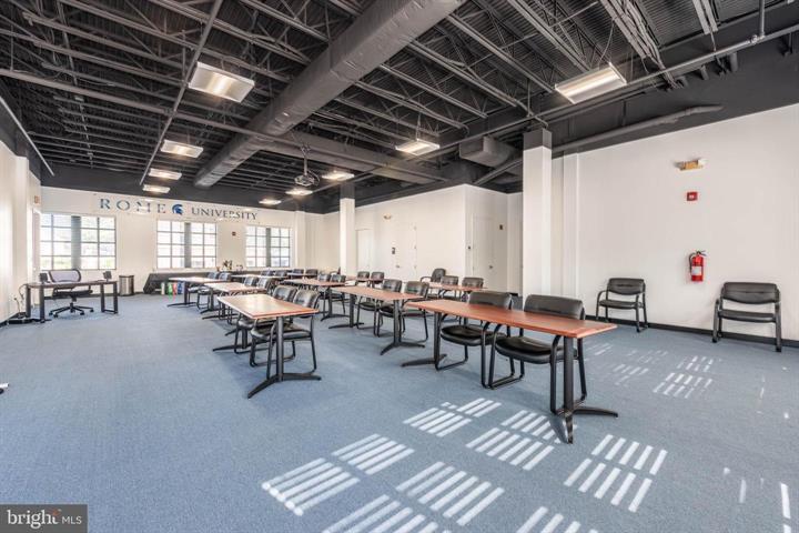 More Photos Of 2421 Mountain Rd, Pasadena Medical For Sale