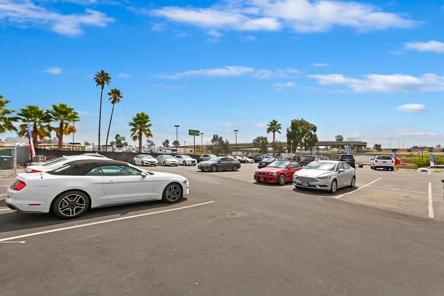 More Photos Of 21115 Box Springs Rd, Moreno Valley Auto Dealership For Sale