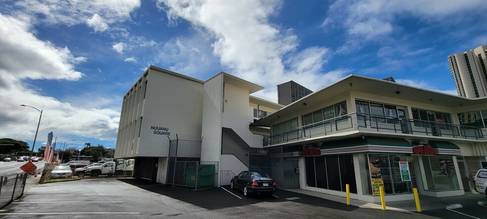 More Photos Of 1365 Nuuanu Ave, Honolulu Storefront Retail Office For Lease