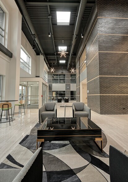 More Photos Of 1255 High St, Wadsworth Medical For Lease