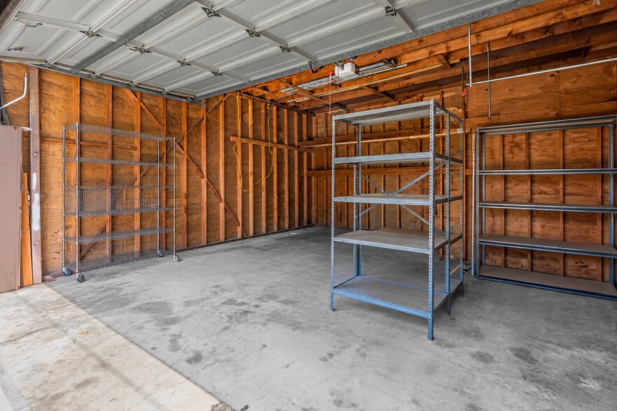 More Photos Of 4632 E 7th St, Long Beach Storefront For Sale