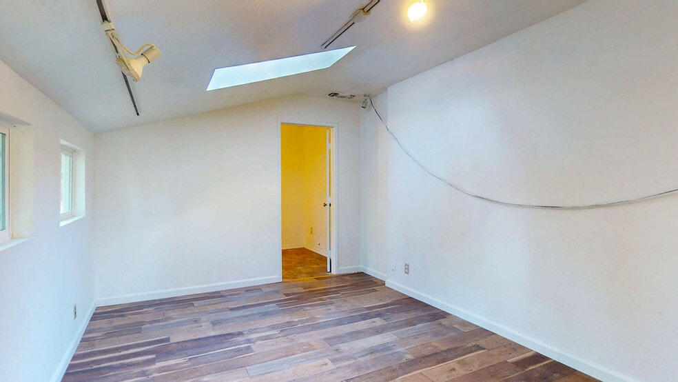 More Photos Of 15386 Little Valley Rd, Grass Valley Freestanding For Sale