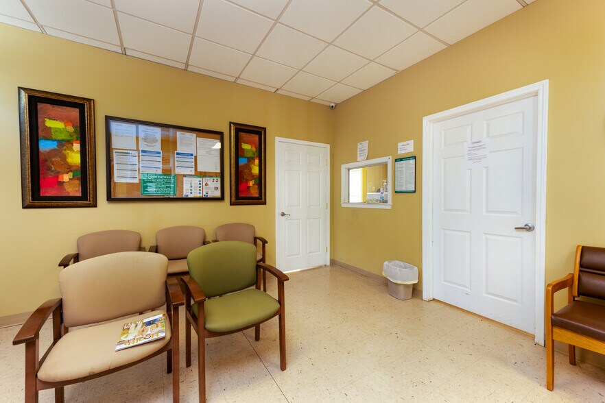 More Photos Of 111 Laurel Creek Rd Se, Calhoun Medical For Lease