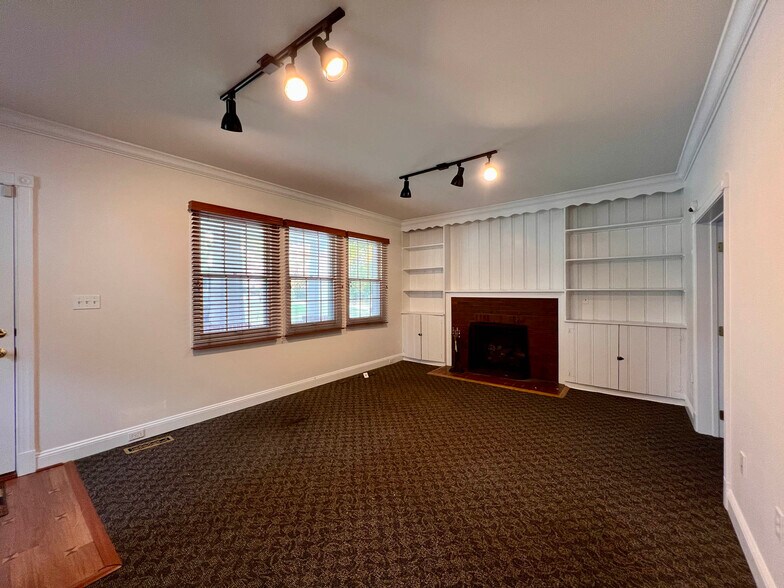 More Photos Of 403 W Pennsylvania Ave, Towson Office Residential For Sale