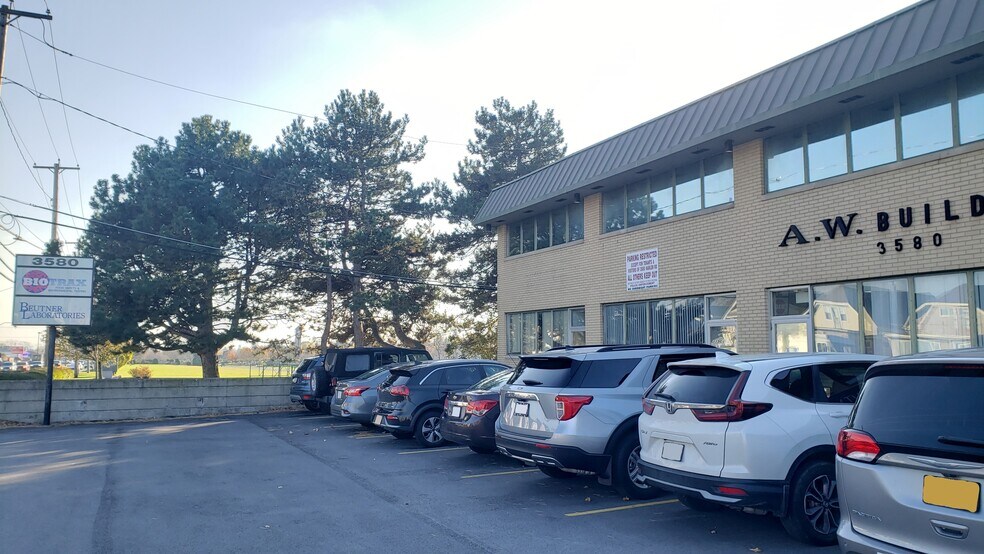 More Photos Of 3580 Harlem Rd, Cheektowaga Medical For Lease