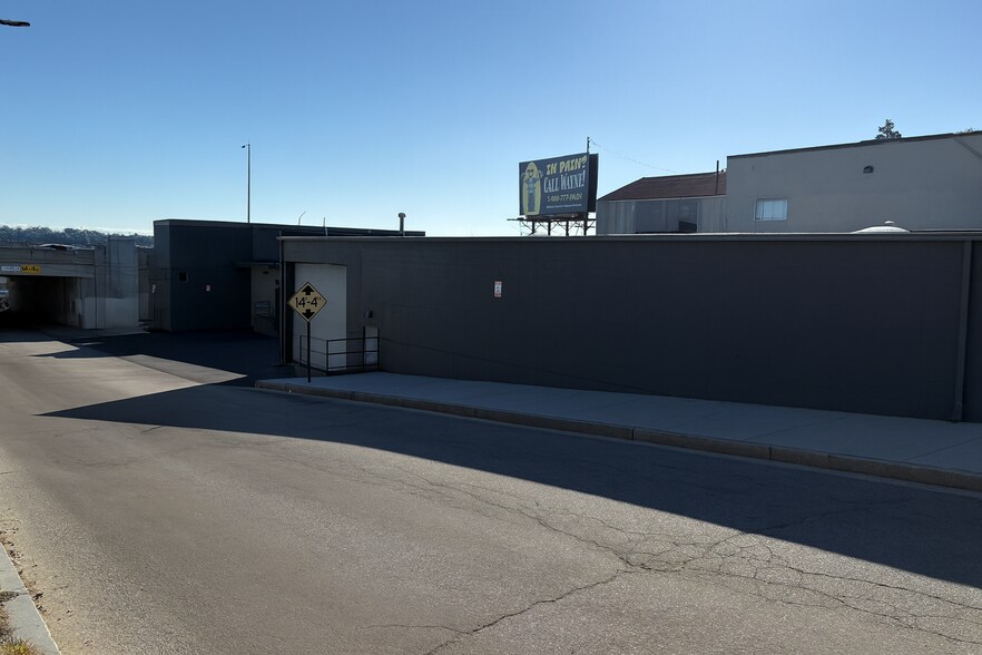 More Photos Of 162 O'Connell St, Providence Warehouse For Lease