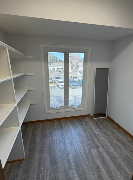 More Photos Of 7370 Hodgson Memorial Dr, Savannah Office For Sale