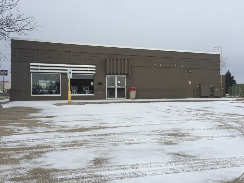 More Photos Of 927 W Jackson St, Morton Fast Food For Sale