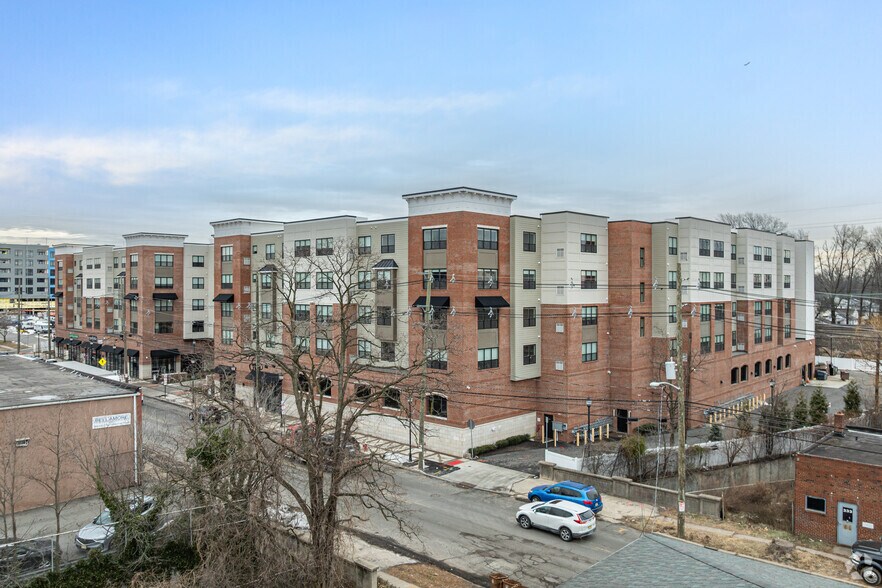 Primary Photo Of 307 W Elizabeth Ave, Linden Apartments For Lease