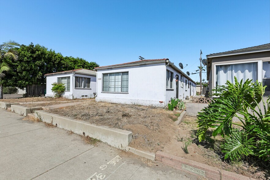 More Photos Of 2059-2065 Morena Blvd, San Diego Apartments For Sale