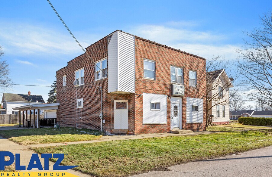 More Photos Of 231 N Center St, Newton Falls Bar For Sale