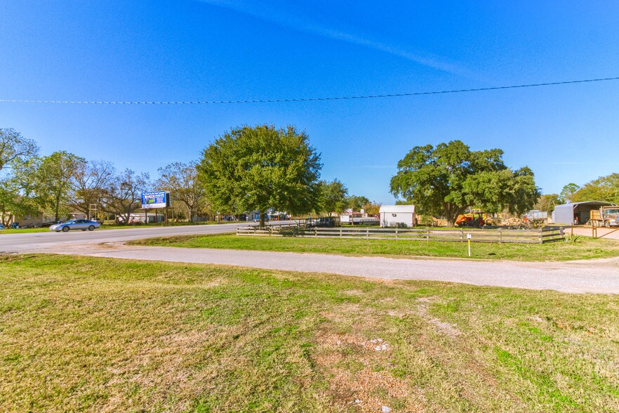 More Photos Of 946 Saint Marys St, Hempstead Land For Sale