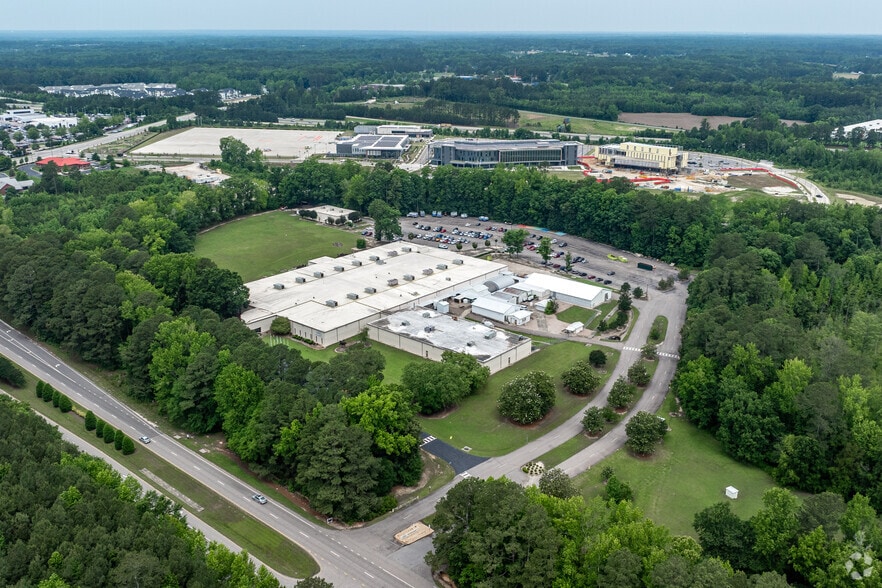 More Photos Of 951 Wendell Blvd, Wendell Manufacturing For Sale