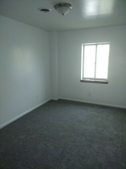 More Photos Of 210 5th Ave, Elizabeth Apartments For Sale