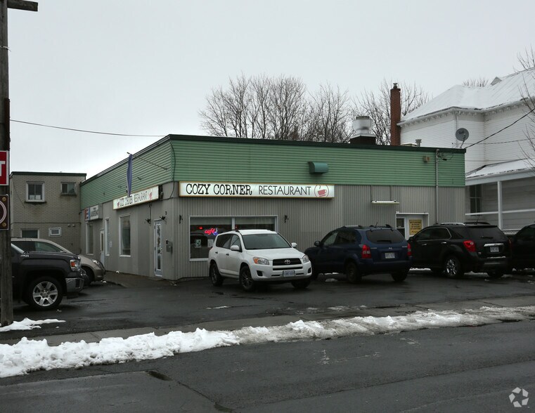 More Photos Of 83-85 Main St St N, North Glengarry General Retail For Lease