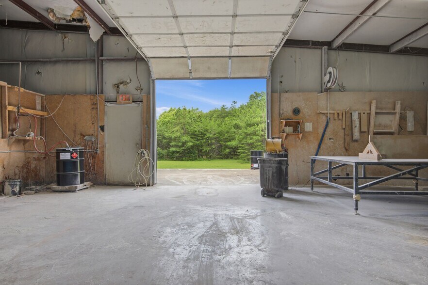 More Photos Of 7612 Drag Strip Rd, Fairview Industrial For Sale