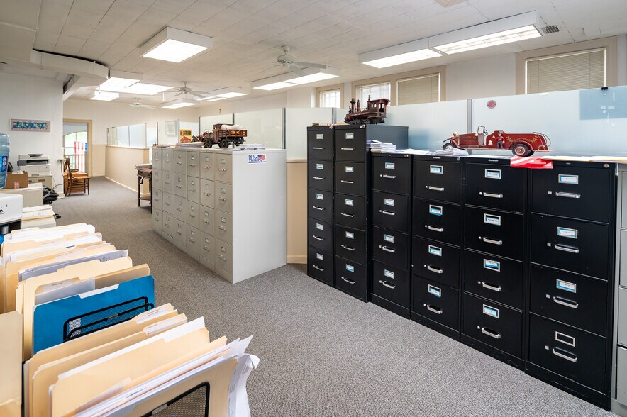 More Photos Of 25 N Broadway, Tarrytown Office For Lease