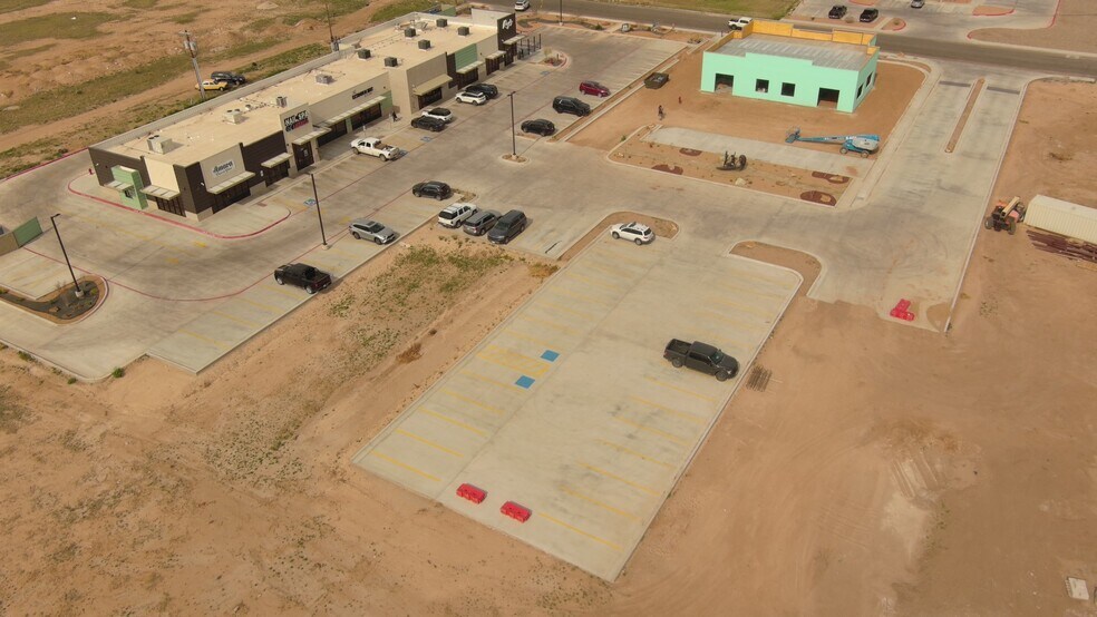 More Photos Of 4021 Medical Park dr, Odessa Storefront For Lease