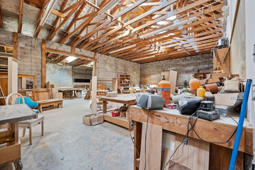 More Photos Of 18331 US Highway 19, Hudson Industrial For Sale