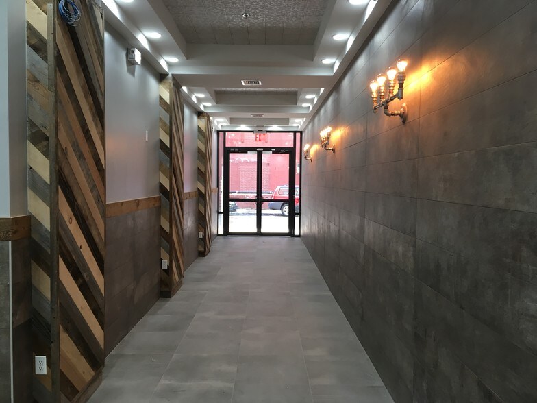 More Photos Of 247 Water St, Brooklyn Manufacturing For Lease