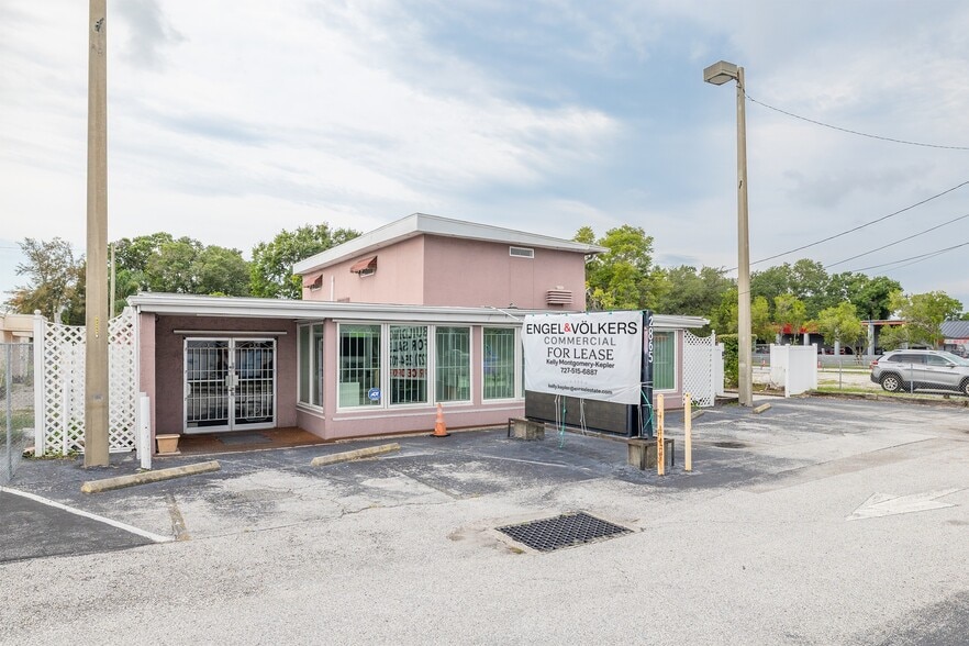 Primary Photo Of 2865 E Bay Dr, Largo General Retail For Sale