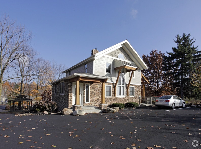 More Photos Of 3554 Brecksville Rd, Richfield Office For Lease