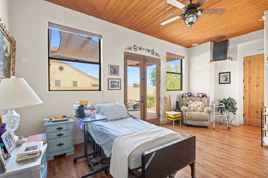 More Photos Of 10027 E Hillview St, Mesa Assisted Living For Sale