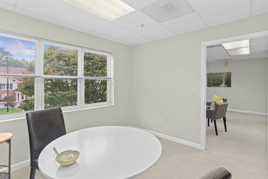 More Photos Of 8180 Lark Brown Rd, Elkridge Office Residential For Sale