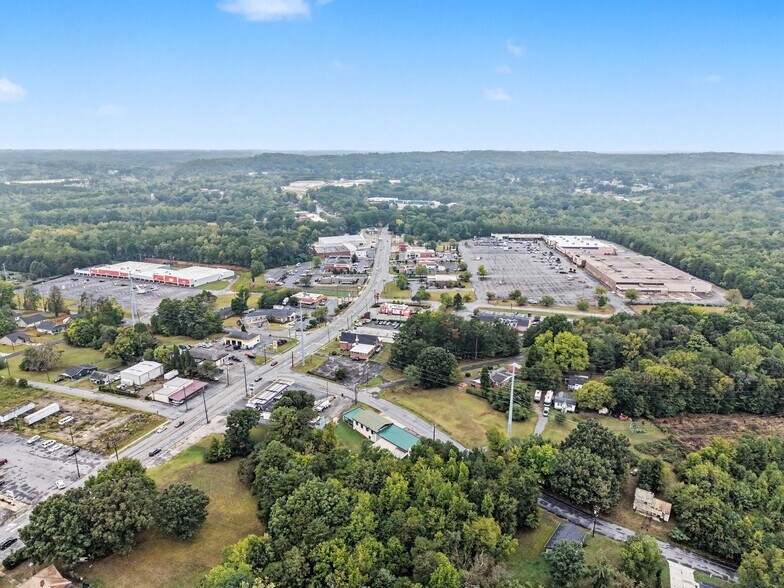 More Photos Of 427 W Gene Hairston St, Madison Auto Repair For Sale