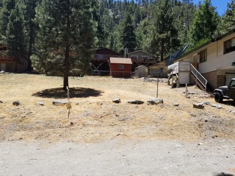 More Photos Of 0 Buckthorn, Wrightwood Land For Sale