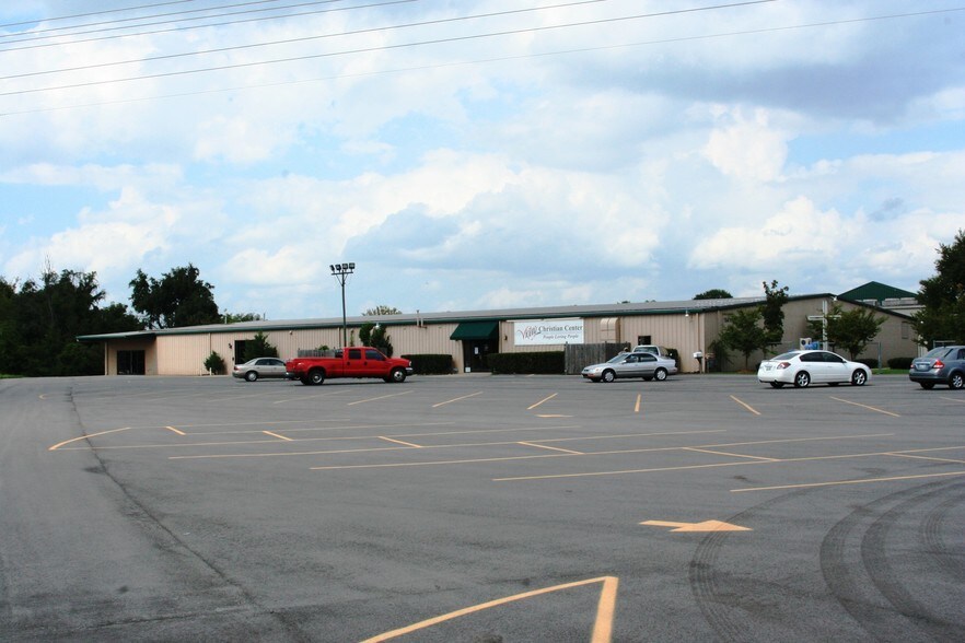Primary Photo Of 1645-1647 Middle Tennessee Blvd, Murfreesboro Light Manufacturing For Sale