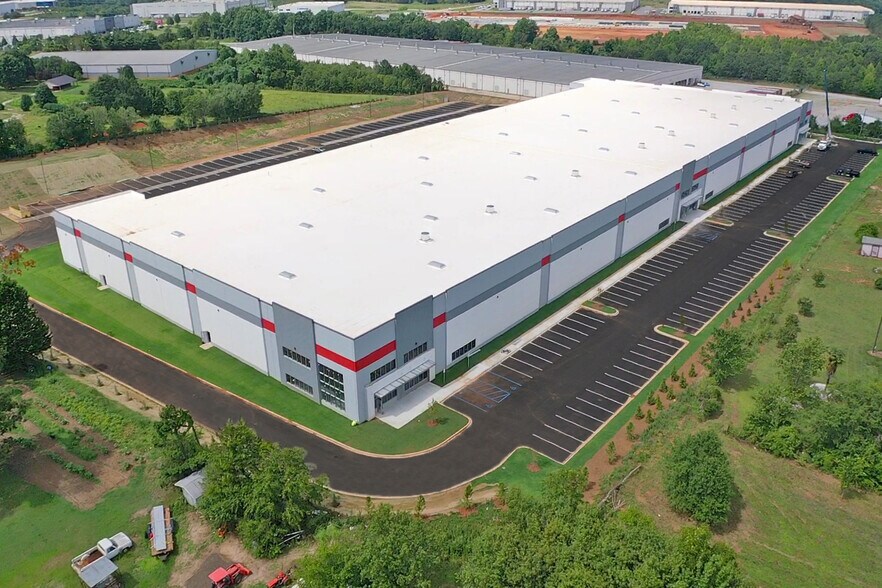 Primary Photo Of 1117 Victor Hill Rd, Greer Distribution For Lease